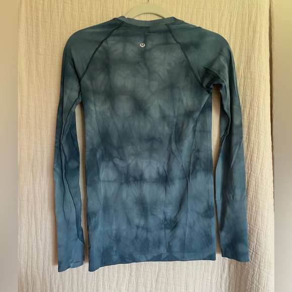 Lululemon long sleeve top size 6 - Picture 2 of 4